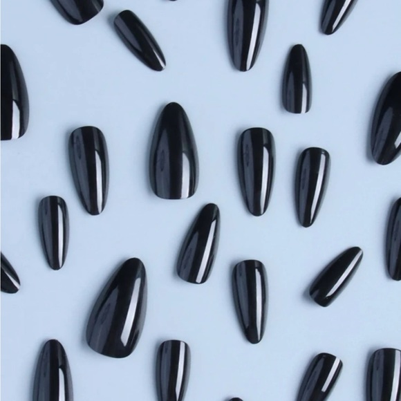 Elevate Your Style with, 24pcs long almond black Fake Nail set, - Picture 4 of 4